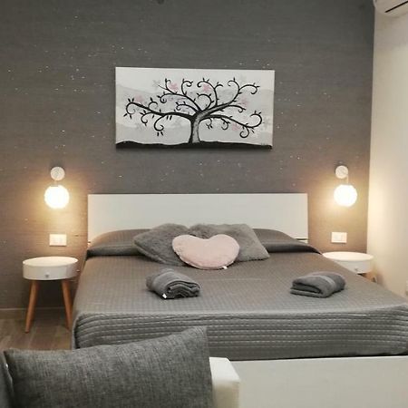 シラクーサ The Ladybug Holiday House - Locazione Turisticaヴィラ エクステリア 写真
